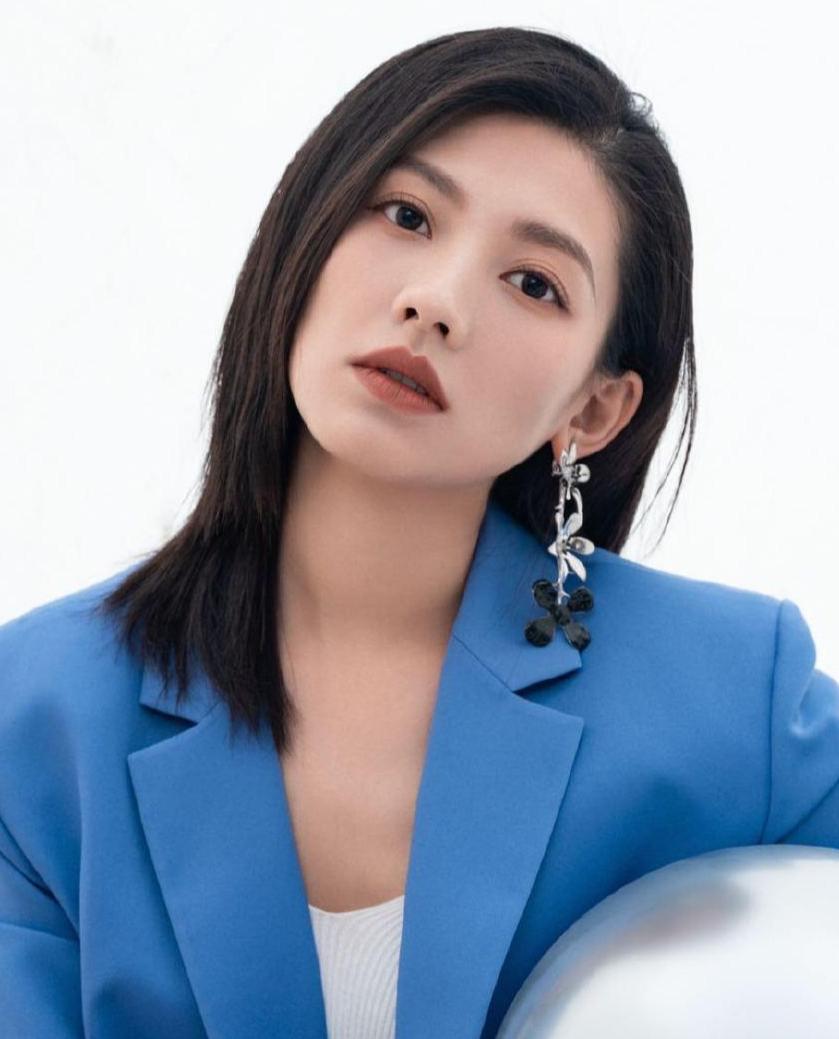 女演員馬藜與科技融合，體驗前沿科技產(chǎn)品之旅